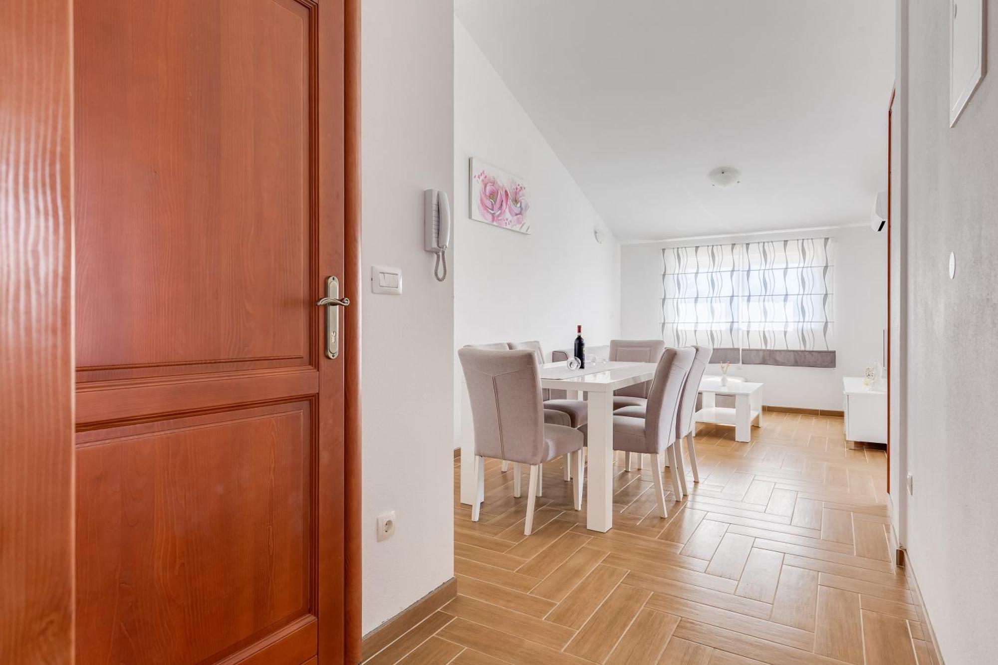 Apartmani Pocrnic 파코스탄 외부 사진