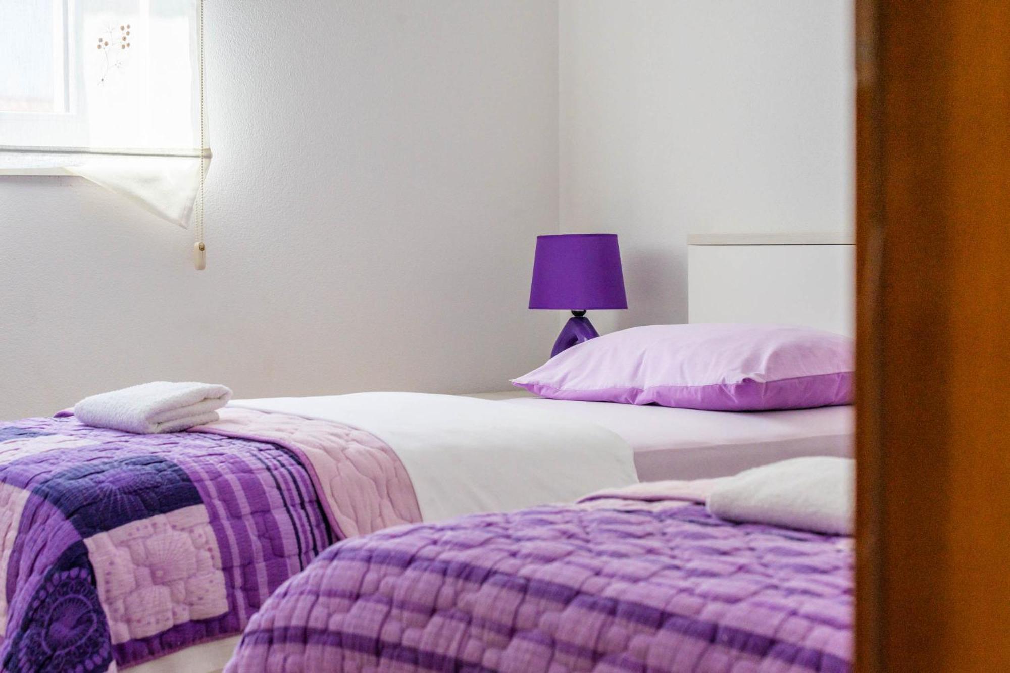 Apartmani Pocrnic 파코스탄 외부 사진